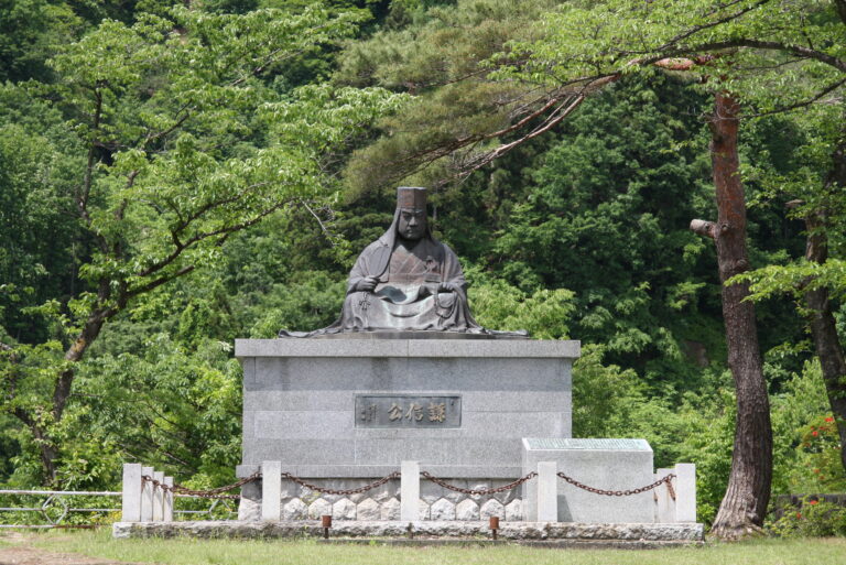 栃尾入門「上杉謙信、石川雲蝶、雁木通り」